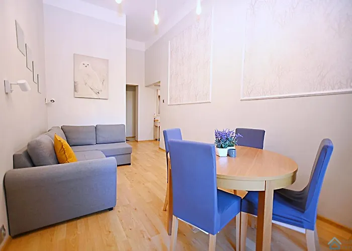 Bezowo-Niebieski Apartament 3City W Sopocie Z Parkingiem By Noclegi Renters